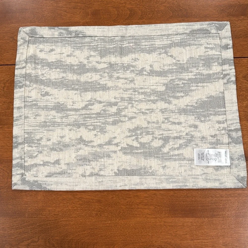 West Elm Gray and White Fabric Placemats (4)